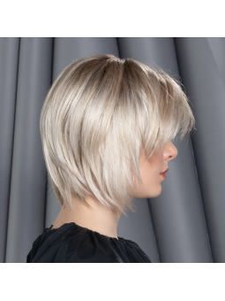 Perruque synthétique courte lisse Ava Mono Part - Cream blonde/shad