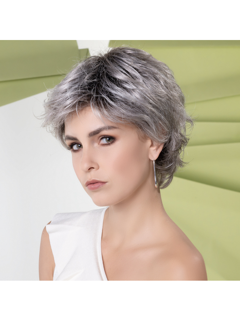 Perruque synthétique courte lisse Rica - ash grey/shad