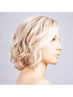 Perruque synthétique mi-longue wavy Stella Mono Part - Ivory blonde/shad